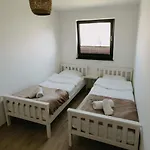 Bursztynowa Jeden Apartman Nowecin